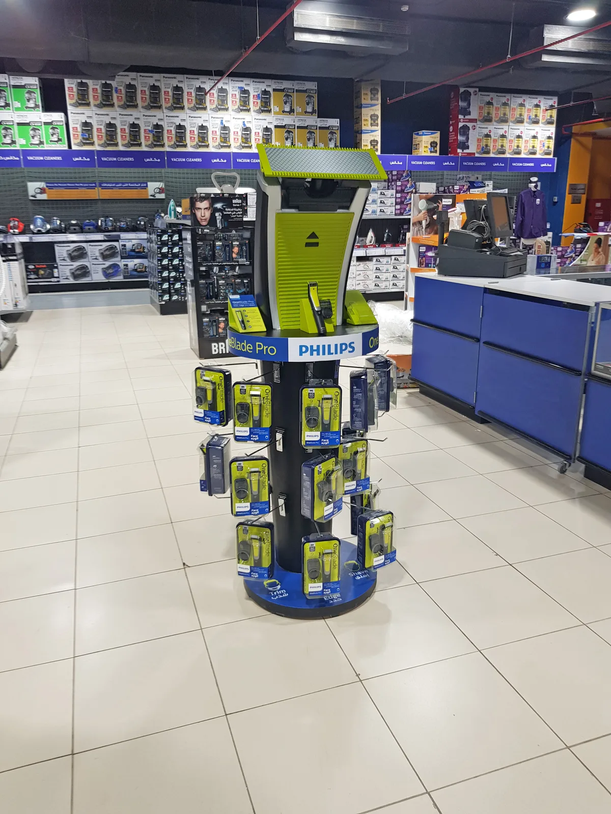 Pharmacy retail interior fitout and healthcare store display shelving Dubai